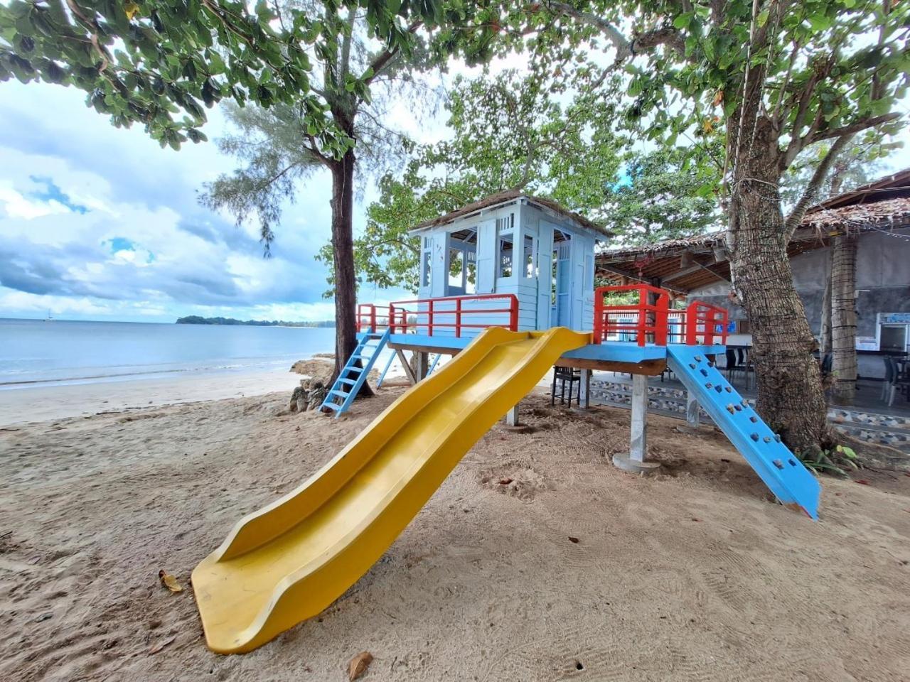 Banana Beach Resort Koh Lanta Exterior photo